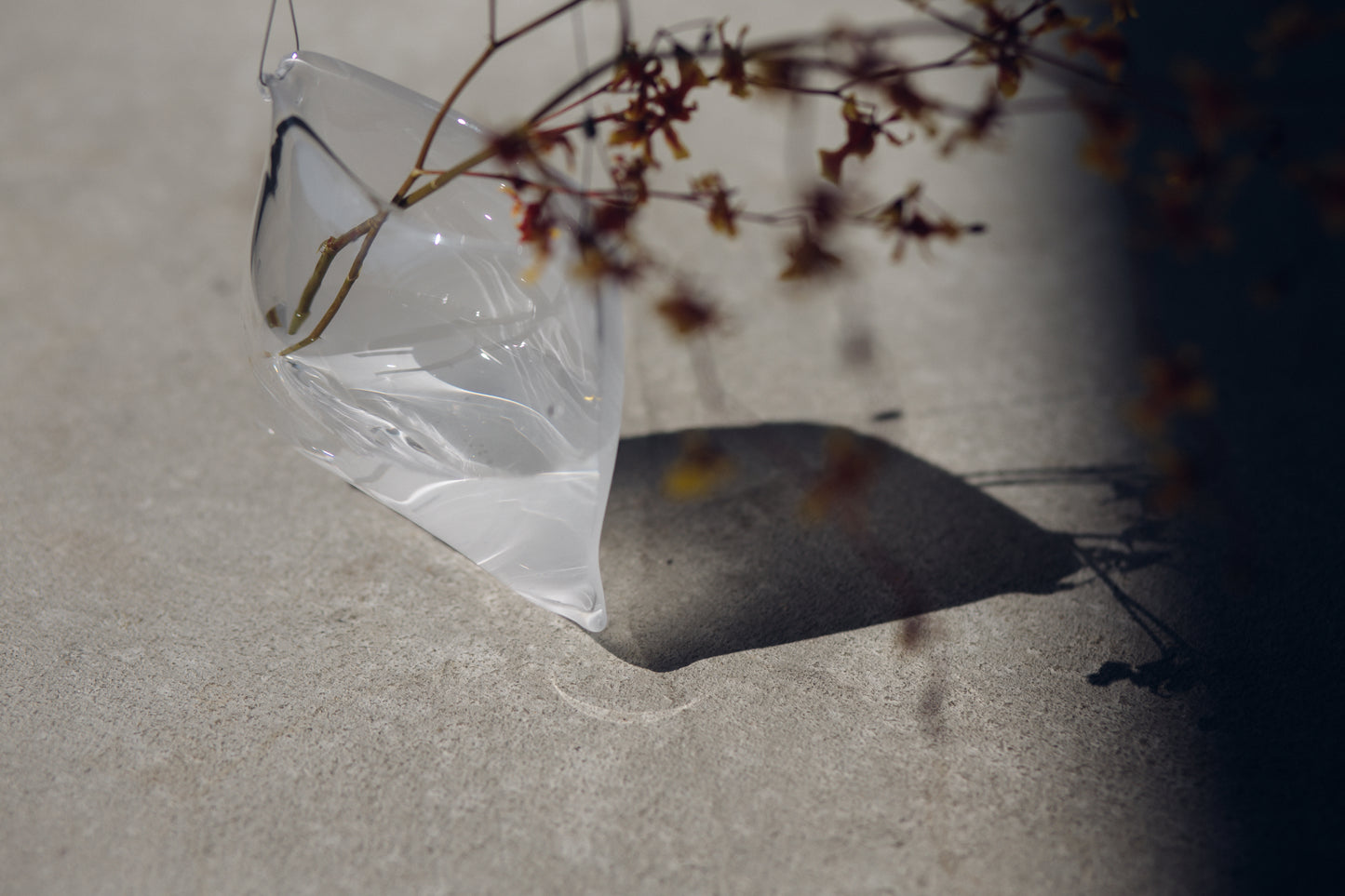 【3/28 21:00受注開始】borsa S(袋型花器,壁掛けタイプ)