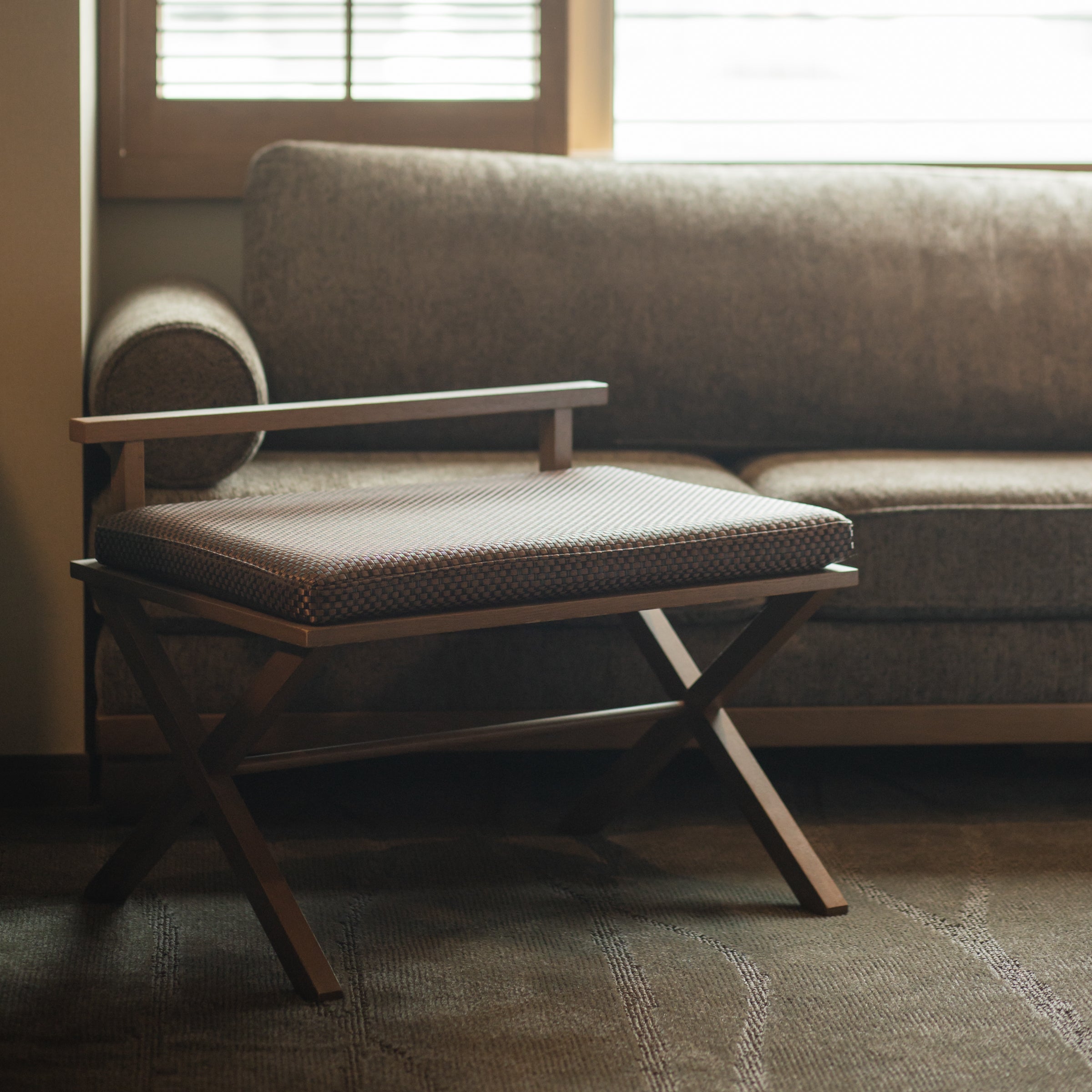 Original luggage rack from Oriental Hotel – BECCIU.