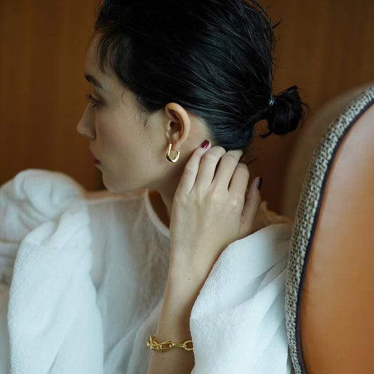 BLANC IRIS×BECCIU. Silhouette -Gold-