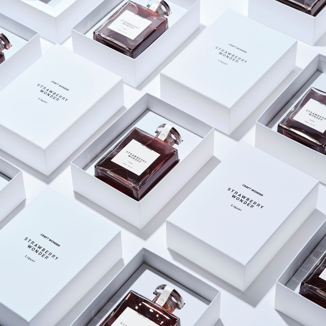 【NEW】STRAWBERRY WONDER