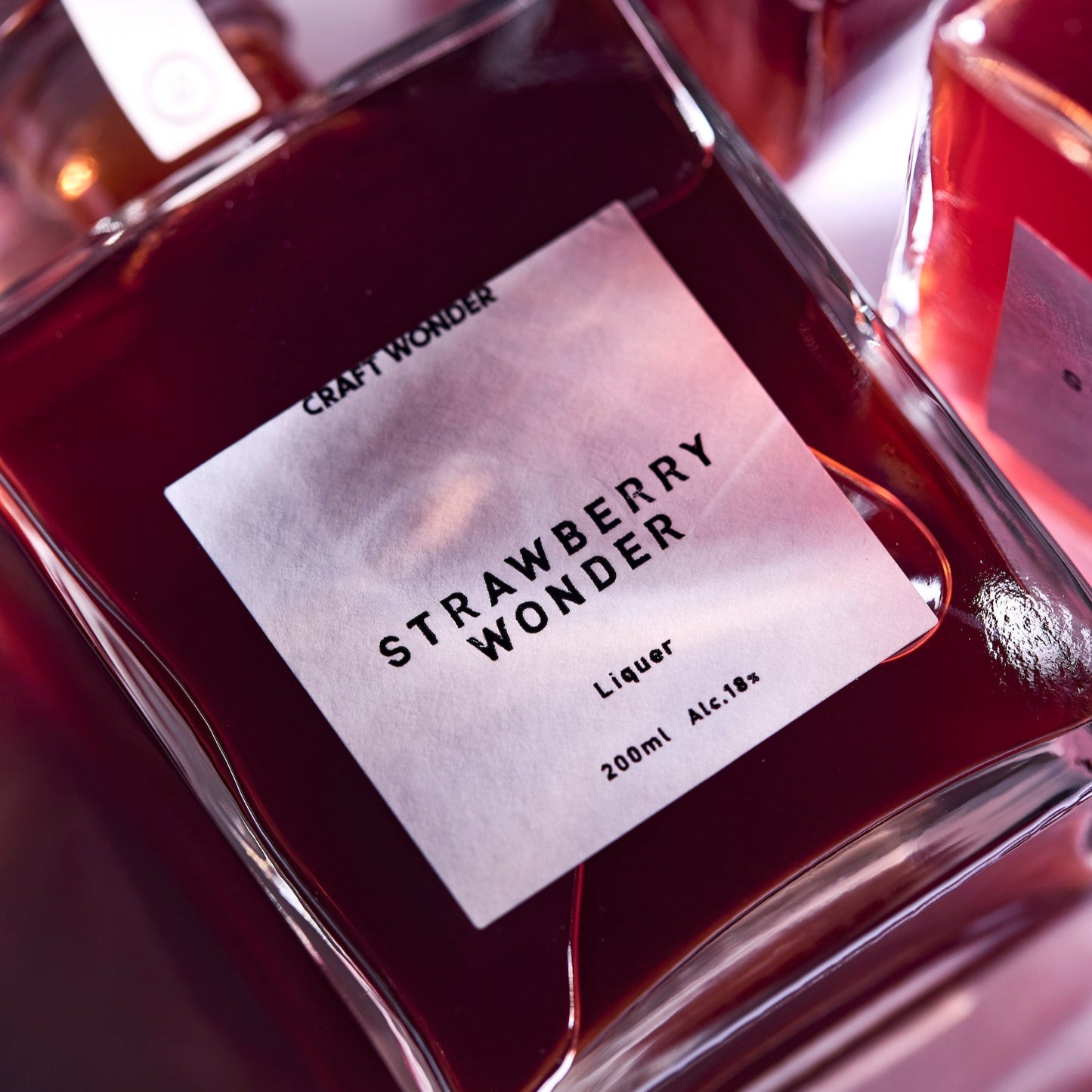 【NEW】STRAWBERRY WONDER